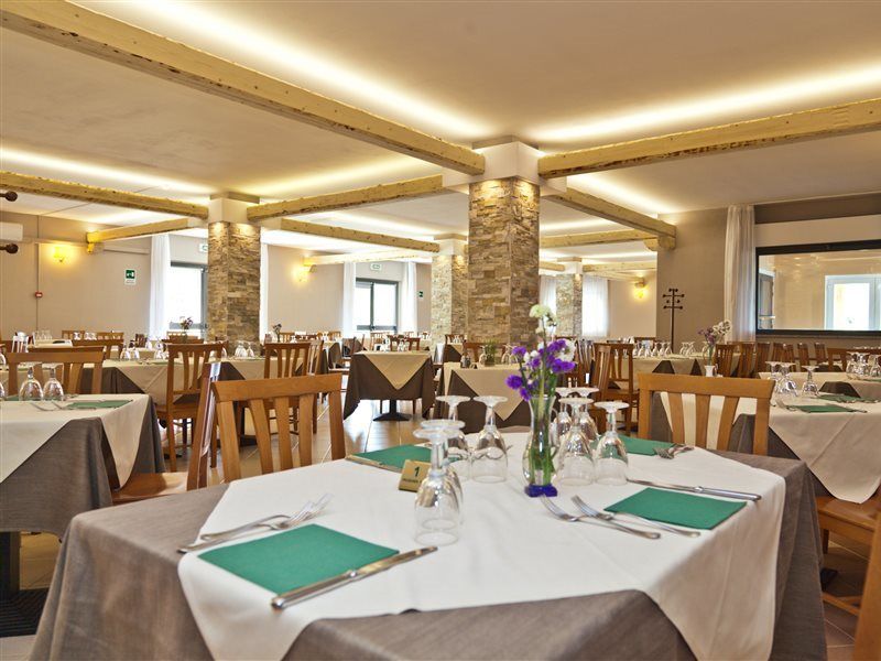 Hotel Pausania 3*